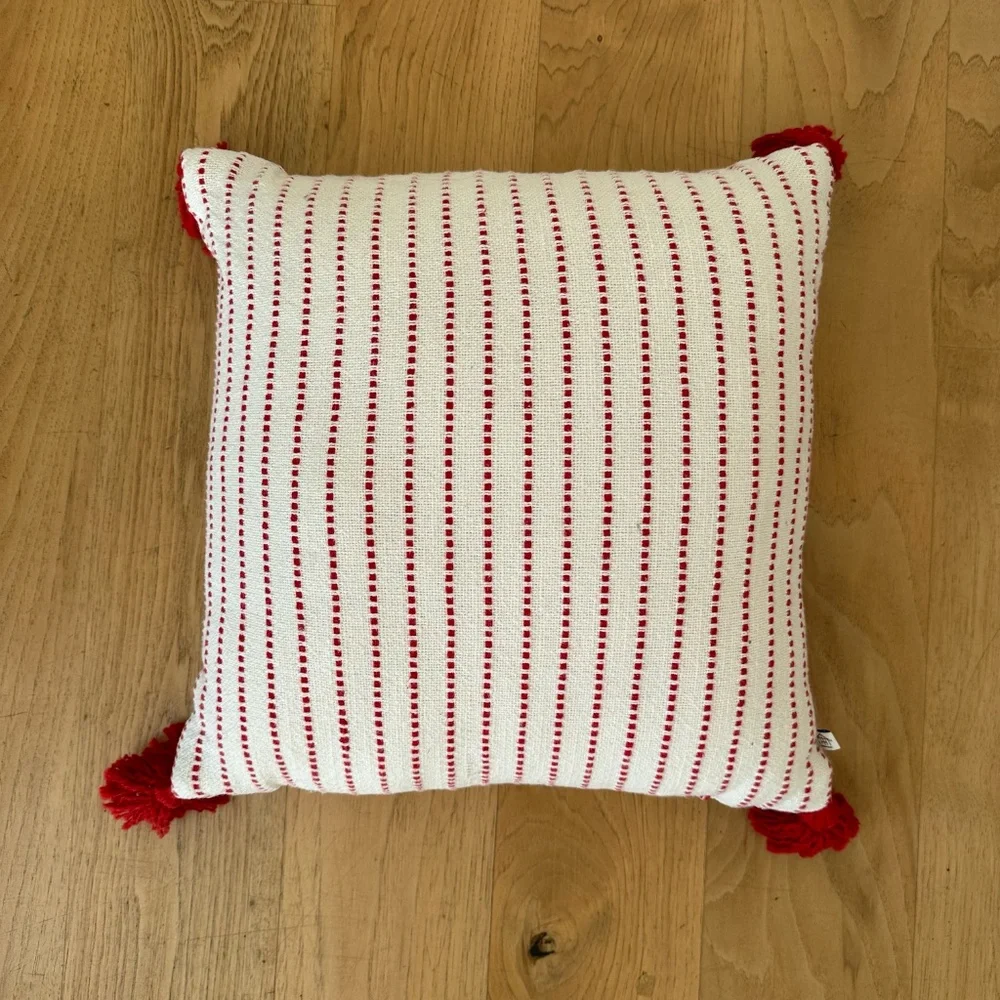 HEARTH & HAND 18